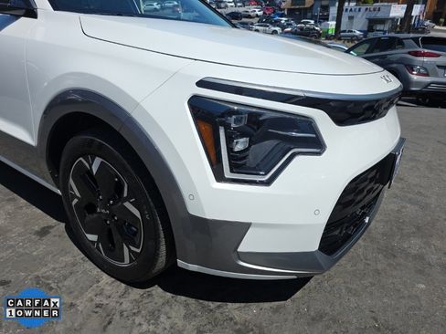 Used 2023 Kia Niro Wave image 73