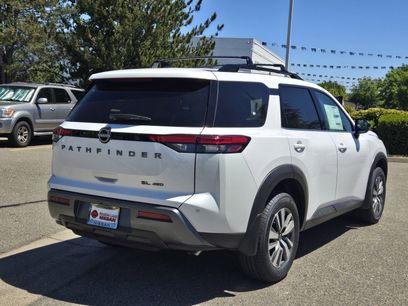 New 2026 Nissan Pathfinder SL