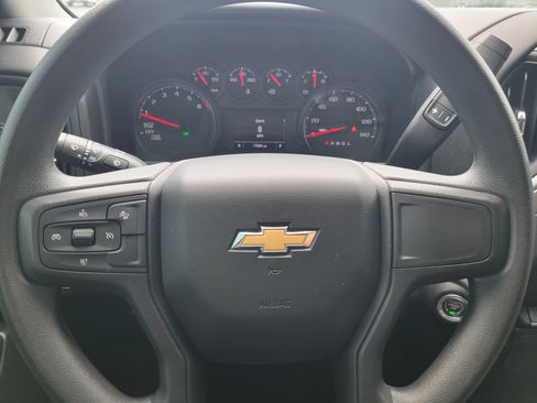 Certified 2022 Chevrolet Silverado 1500 Custom RWD image 18