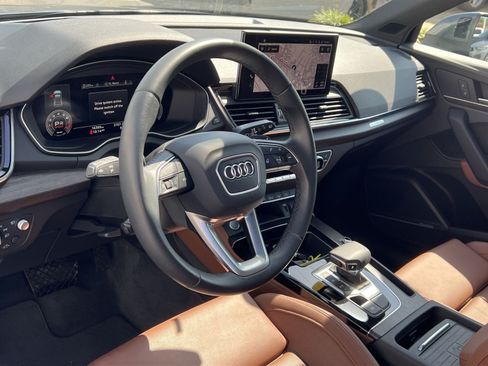 Used 2023 Audi Q5 2.0T Prestige w/ Prestige Package AWD/4WD image 17