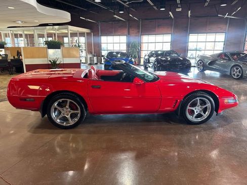 Used 1995 Chevrolet Corvette Base image 14