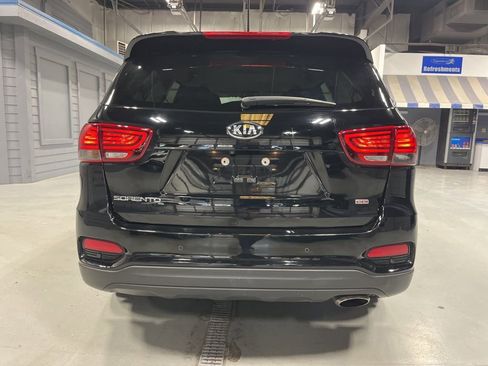 Used 2020 Kia Sorento LX w/ LX I4 Convenience Package AWD/4WD image 9
