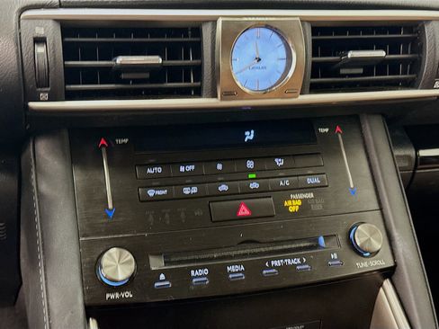 Used 2017 Lexus IS 300 AWD image 24