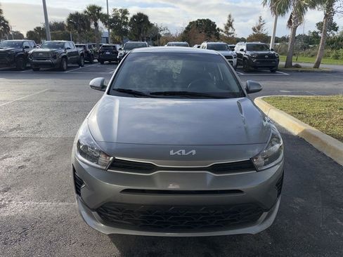 Used 2023 Kia Rio S image 2
