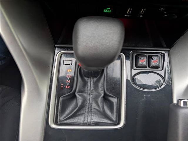 Used 2022 Mitsubishi Eclipse Cross LE FWD image 28