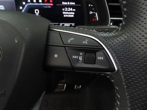 Used 2020 Audi SQ7 Premium Plus w/ SQ7 Black Optic Package AWD/4WD image 14