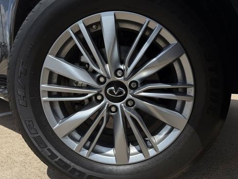 Used 2024 INFINITI QX80 Luxe image 10