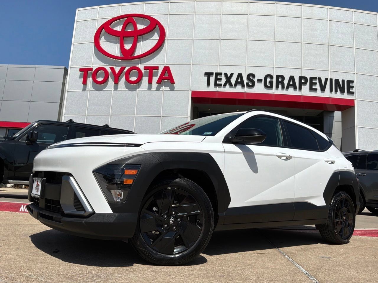 Used 2026 Hyundai Kona SEL Sport FWD image 2