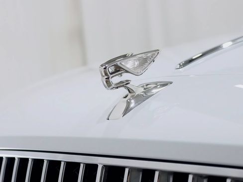 Used 2020 Bentley Flying Spur W12 AWD/4WD image 9