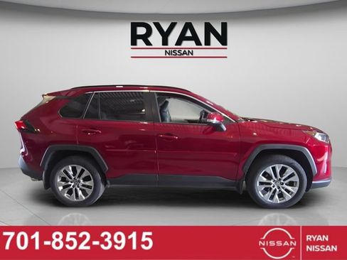 Used 2021 Toyota RAV4 XLE Premium AWD/4WD image 2