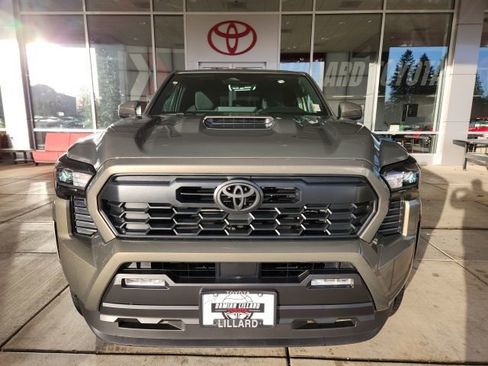 Used 2024 Toyota Tacoma TRD Sport image 5
