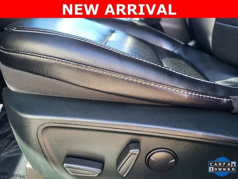 Used 2022 Ford Escape SEL w/ Technology Package image 16