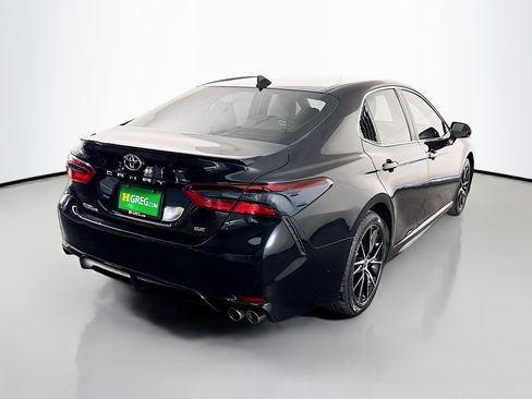 Used 2023 Toyota Camry SE FWD image 10