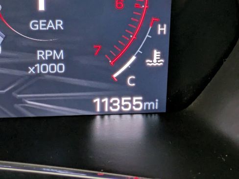 Used 2024 GMC Canyon Elevation w/ Convenience Package image 16