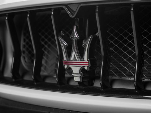 Used 2019 Maserati GranTurismo Sport RWD image 7