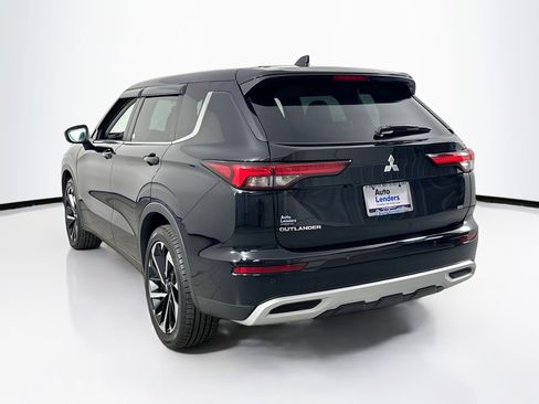 Used 2022 Mitsubishi Outlander SE image 7