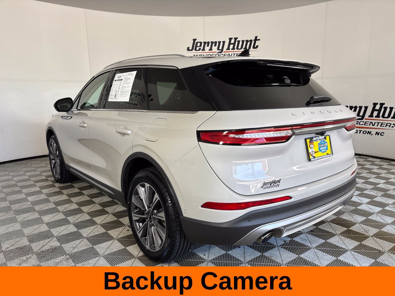 Used 2021 Lincoln Corsair Reserve w/ Equipment Group 201A AWD/4WD image 8