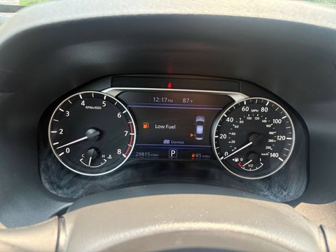 Used 2025 Nissan Altima 2.5 SV FWD image 33