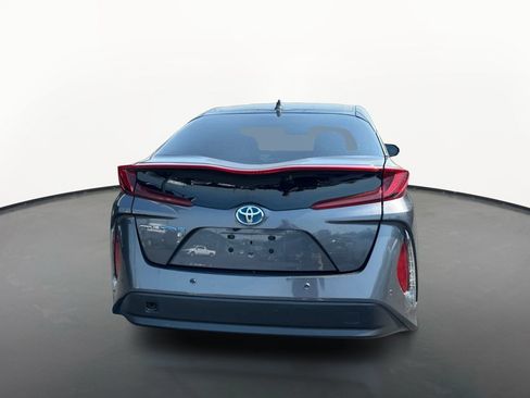 Used 2018 Toyota Prius Prime Advanced FWD image 4