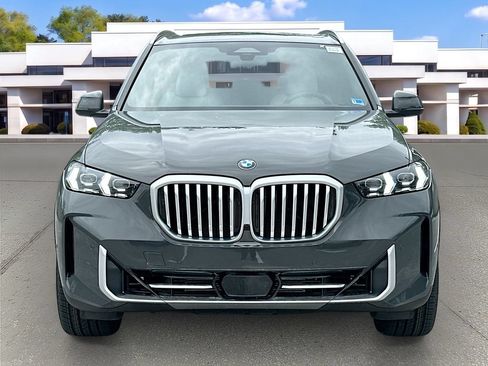 Used 2026 BMW X5 xDrive40i w/ Premium Package AWD/4WD image 2