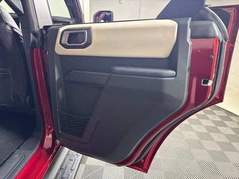 New 2026 Ford Bronco Outer Banks w/ Sasquatch Package image 17