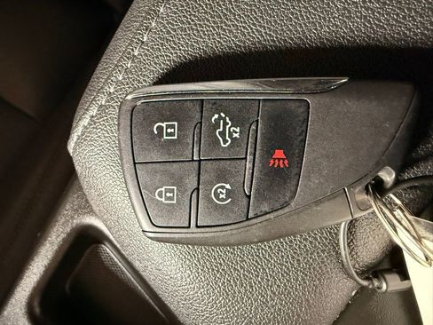 Used 2024 GMC Sierra 1500 SLT image 27