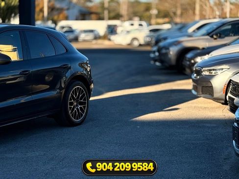Used 2018 Porsche Macan S AWD/4WD image 2
