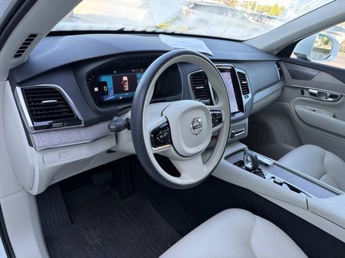 Used 2023 Volvo XC90 B6 Plus w/ Protection Package Premier AWD/4WD image 15