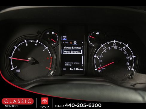 Used 2023 Toyota 4Runner SR5 Premium image 8