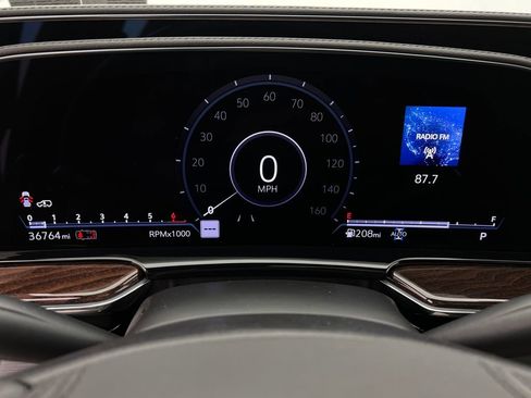 Used 2023 Cadillac Escalade ESV Sport Platinum image 30