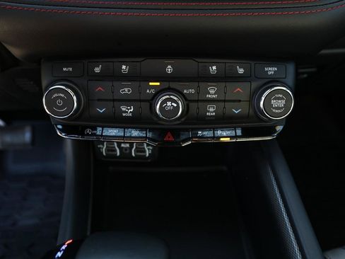 Used 2023 Dodge Durango GT AWD/4WD image 19