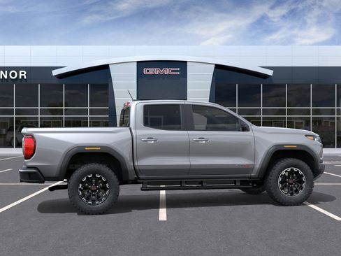 New 2026 GMC Canyon AT4 image 5