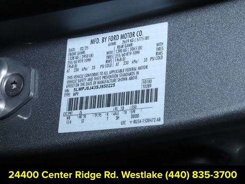 Used 2025 Lincoln Nautilus Premier AWD/4WD image 20