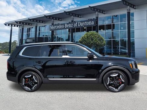 Used 2024 Kia Telluride EX FWD image 2