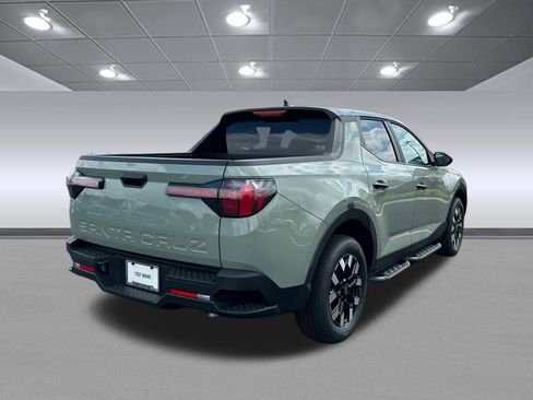New 2025 Hyundai Santa Cruz SE image 7
