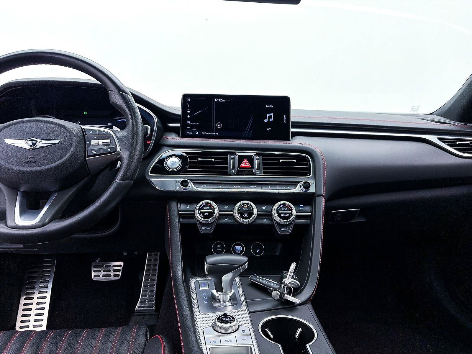 Used 2023 Genesis G70 2.0T w/ Sport Prestige Package RWD image 9