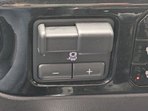 Used 2023 Chevrolet Silverado 1500 LTZ w/ Z71 Off-Road Package image 24