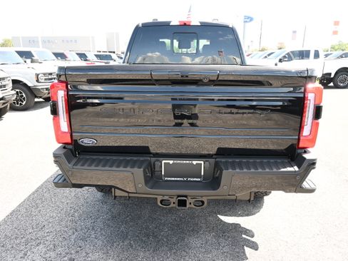 New 2026 Ford F250 Platinum w/ Tremor Off-Road Package AWD/4WD image 4