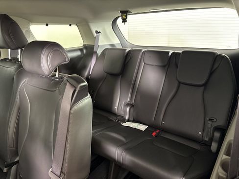 New 2026 Kia Carnival EX FWD image 41