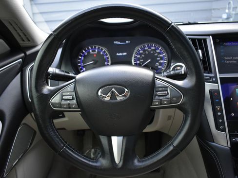 Used 2017 INFINITI Q50 3.0t Premium RWD image 14