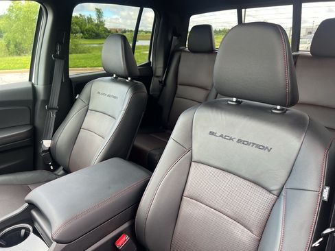 Used 2025 Honda Ridgeline Black Edition image 16
