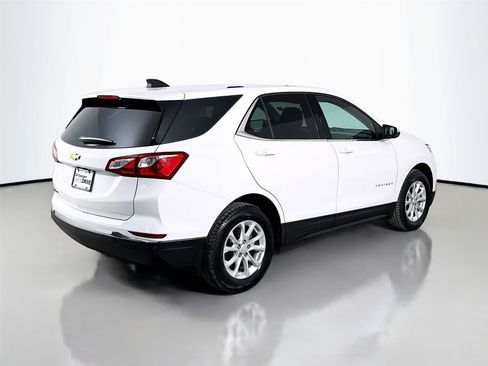 Used 2018 Chevrolet Equinox LT FWD image 9