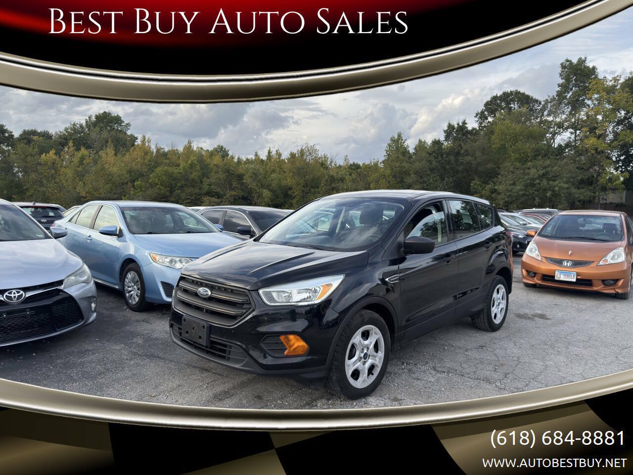 Used 2017 Ford Escape S FWD image 1