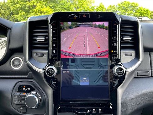 New 2026 RAM 1500 4x4 Crew Cab image 14