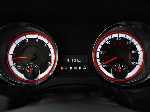 Used 2020 Dodge Grand Caravan SE w/ UConnect Hands-Free Group FWD image 25