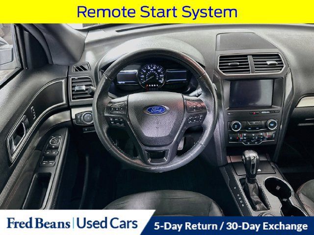 Used 2019 Ford Explorer XLT w/ Equipment Group 202A AWD/4WD image 29