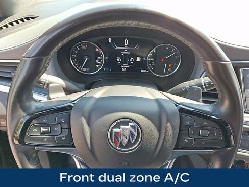 Used 2024 Buick Enclave Premium AWD/4WD image 4