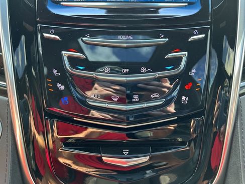 Used 2019 Cadillac Escalade ESV Platinum image 35