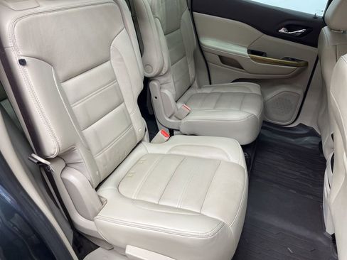 Used 2019 GMC Acadia Denali w/ Technology Package image 21