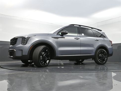 Used 2024 Kia Sorento X-Line EX image 28